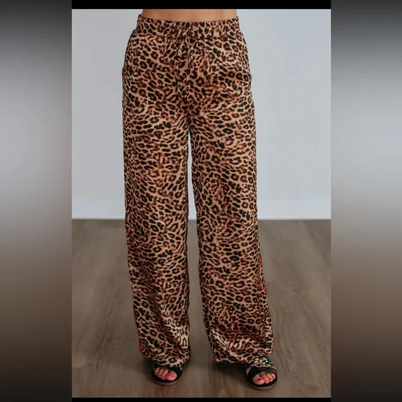 Things Between Wide Leg Pants Leopard Size Large Black Brown Red Stripe Flowy - Picture 2 of 13